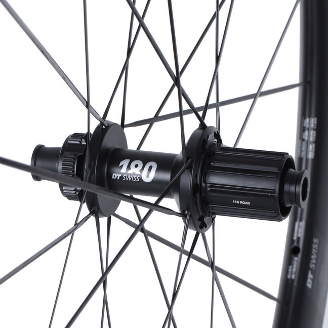 DT Swiss ARC 1100 Dicut DB 50 Carbon Disc Tubeless Ready wheelset 